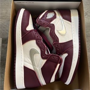 Nike Air Jordan 1 (GS) Retro High OG Bordeaux  575441-611 Youth Size 4.5y